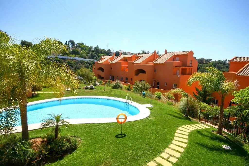 Appartement Lovely 2 Bedroom Apt Near Golf Los Lagos Elviria Marbella Spanje